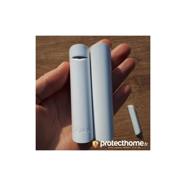 Détecteur d'ouverture et de vibration Ajax DoorProtect Plus