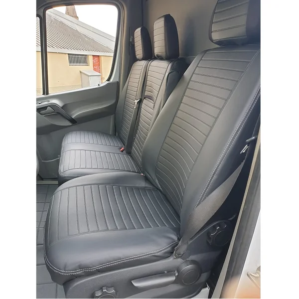 Housse sur mesure simili cuir Mercedes Sprinter de 2006 à octobre 2018 avec ou sans tablette