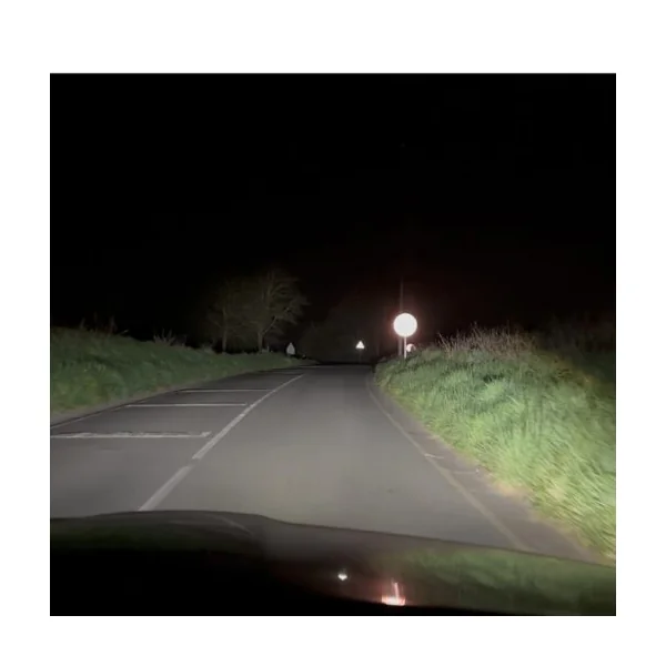 Pack 3 : Pack Ampoules LED Voiture - Feux de Croisement + Feux de Route + Position (offerte) + Feux Antibrouillards + Plaque (offerte) - Ampoules LED Puissantes - Toutes marques et modèles