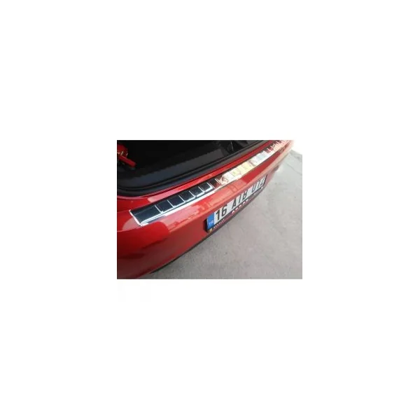 Renault Clio V - Boot entry guard Glossy Chrome